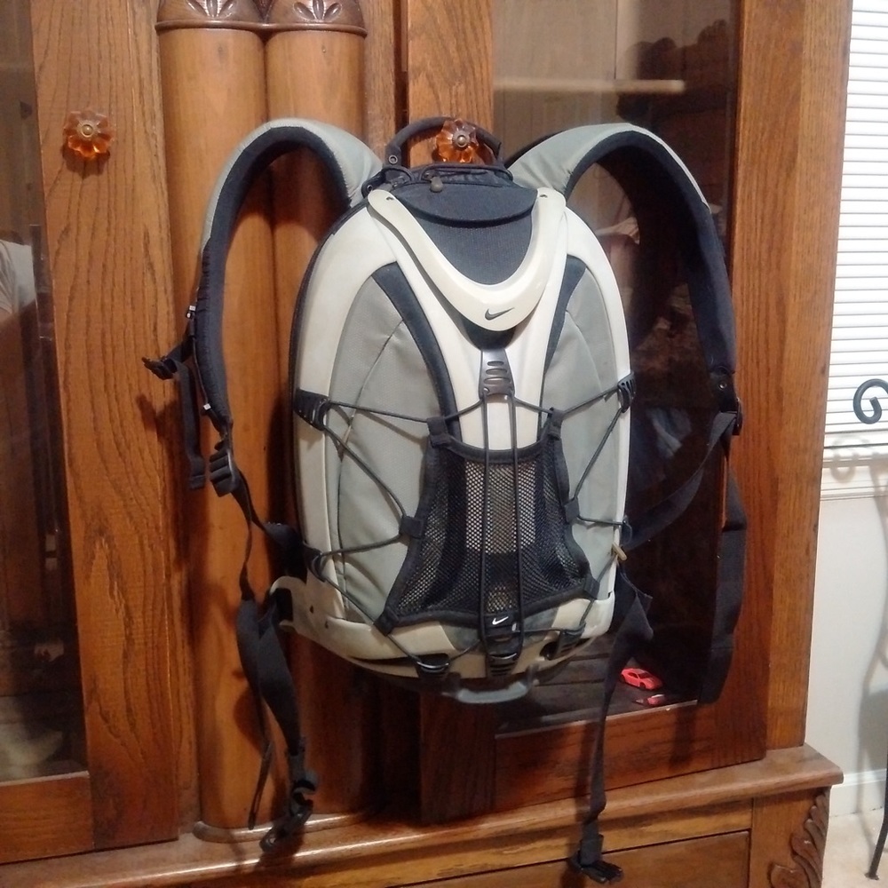 Nike Hardshell Backpack (turtle shell)